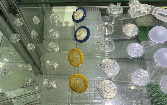 Купить Развертывать крышку косметики упаковки пластиковых деталей инъекции формы 3D дизайн компании формы настраивать инструменты DFM производитель online manufacture